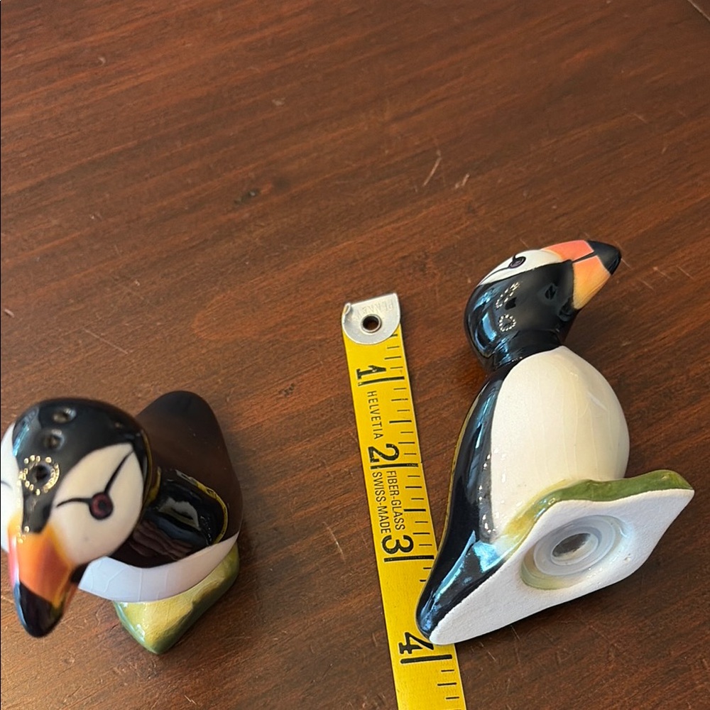 Ceramic Puffin Salt and Pepper Shaker Set - Black, White & Orange new - Picture 7 of 9